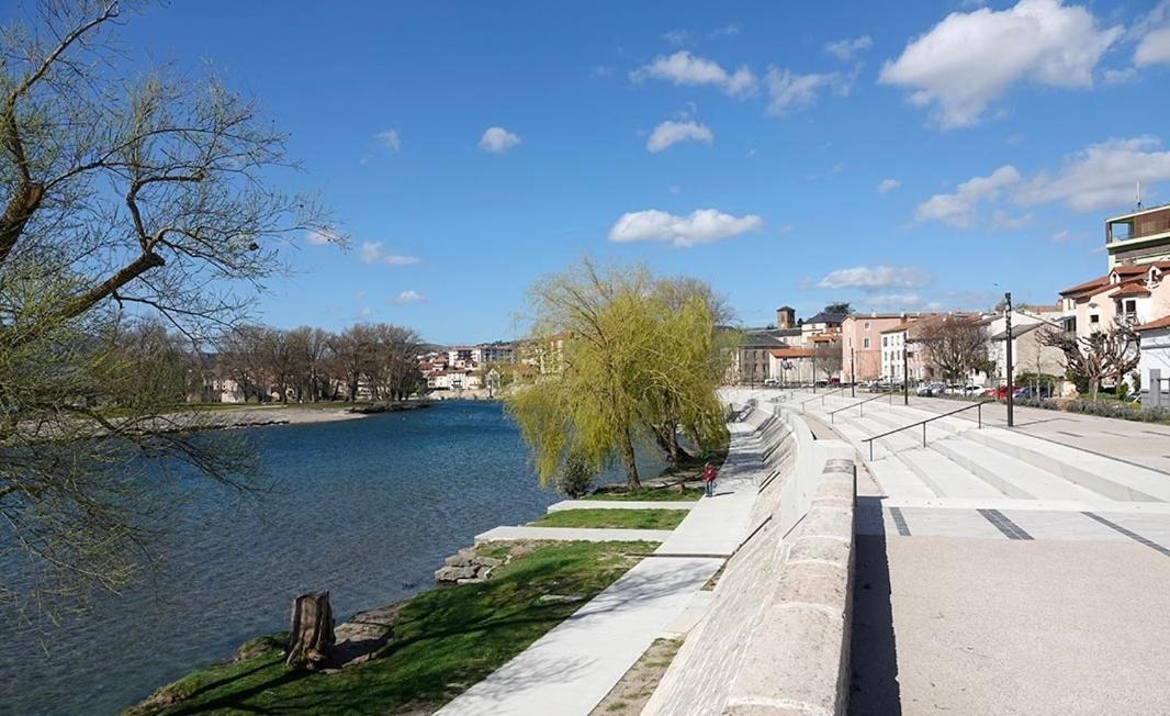 La Fabrique Centre Ville - Berges Du Tarn มีโญ ภายนอก รูปภาพ